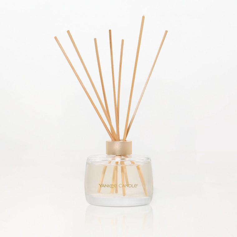 Petal Premium Reed Diffuser O7